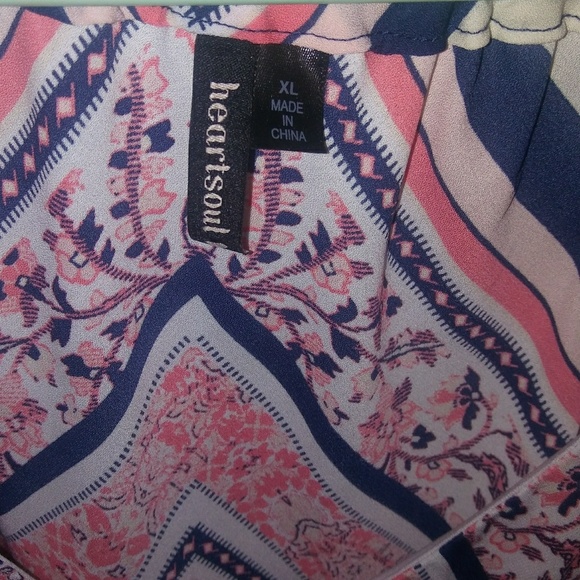 Top - Picture 2 of 5